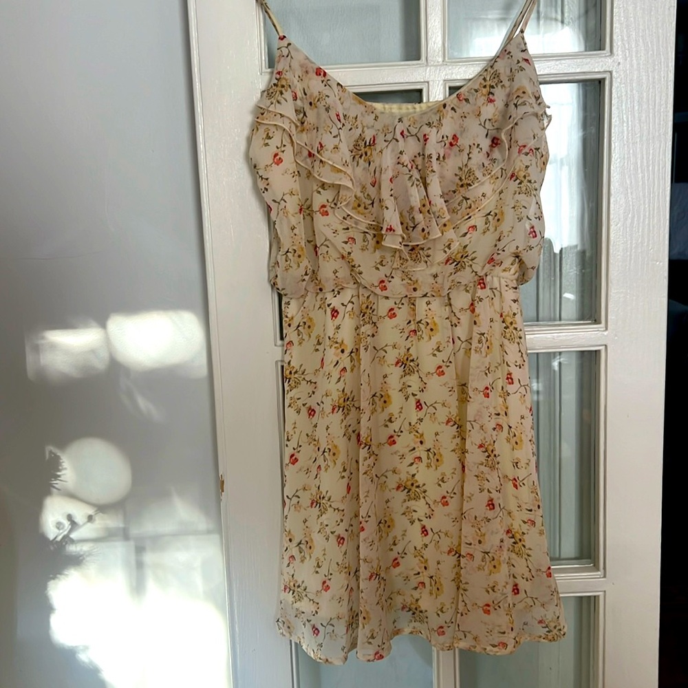 Women’s Cream/Floral Dresss